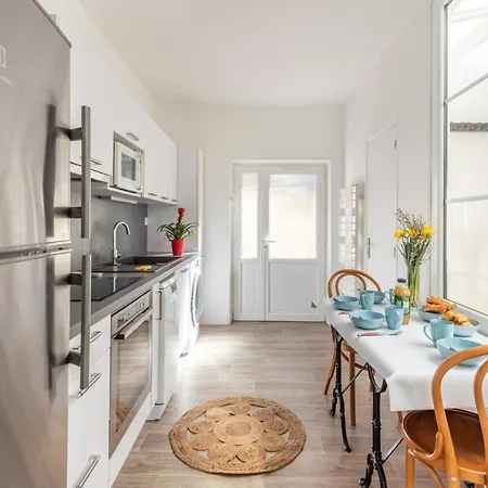 La Jonquille 펜션 생 바스트 라 우게